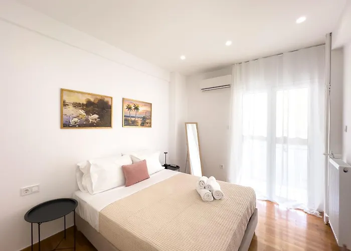 Eclectic Moonstone Apartment In Athens