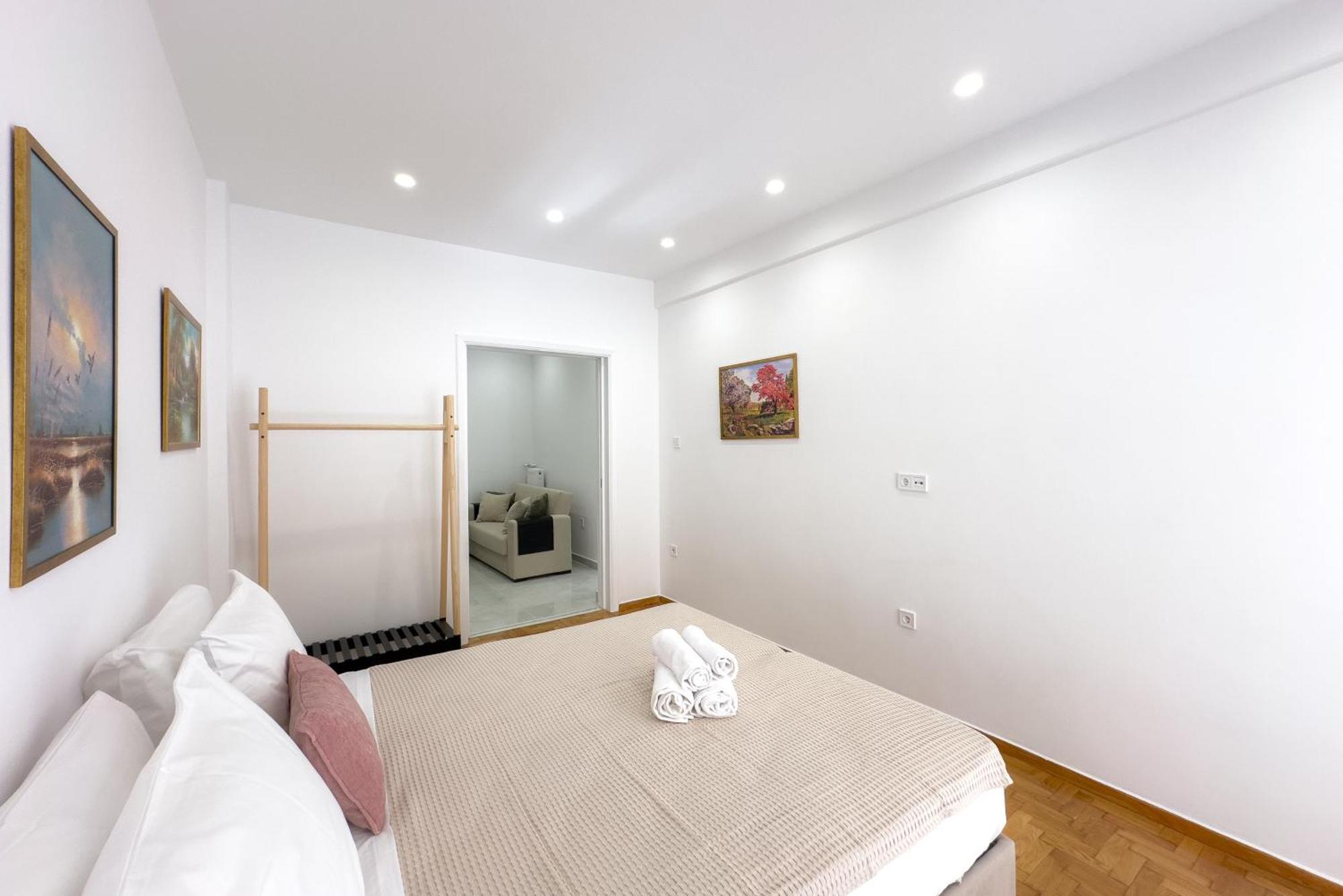 Eclectic Moonstone In Apartment